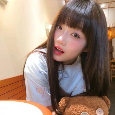 枝头凤